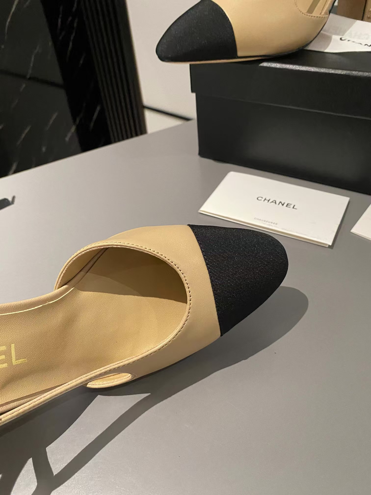 Ch*el goatskin cc slingback