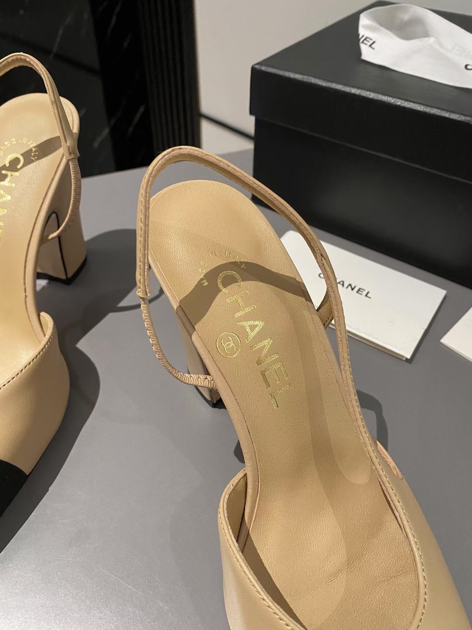 Ch*el goatskin cc slingback