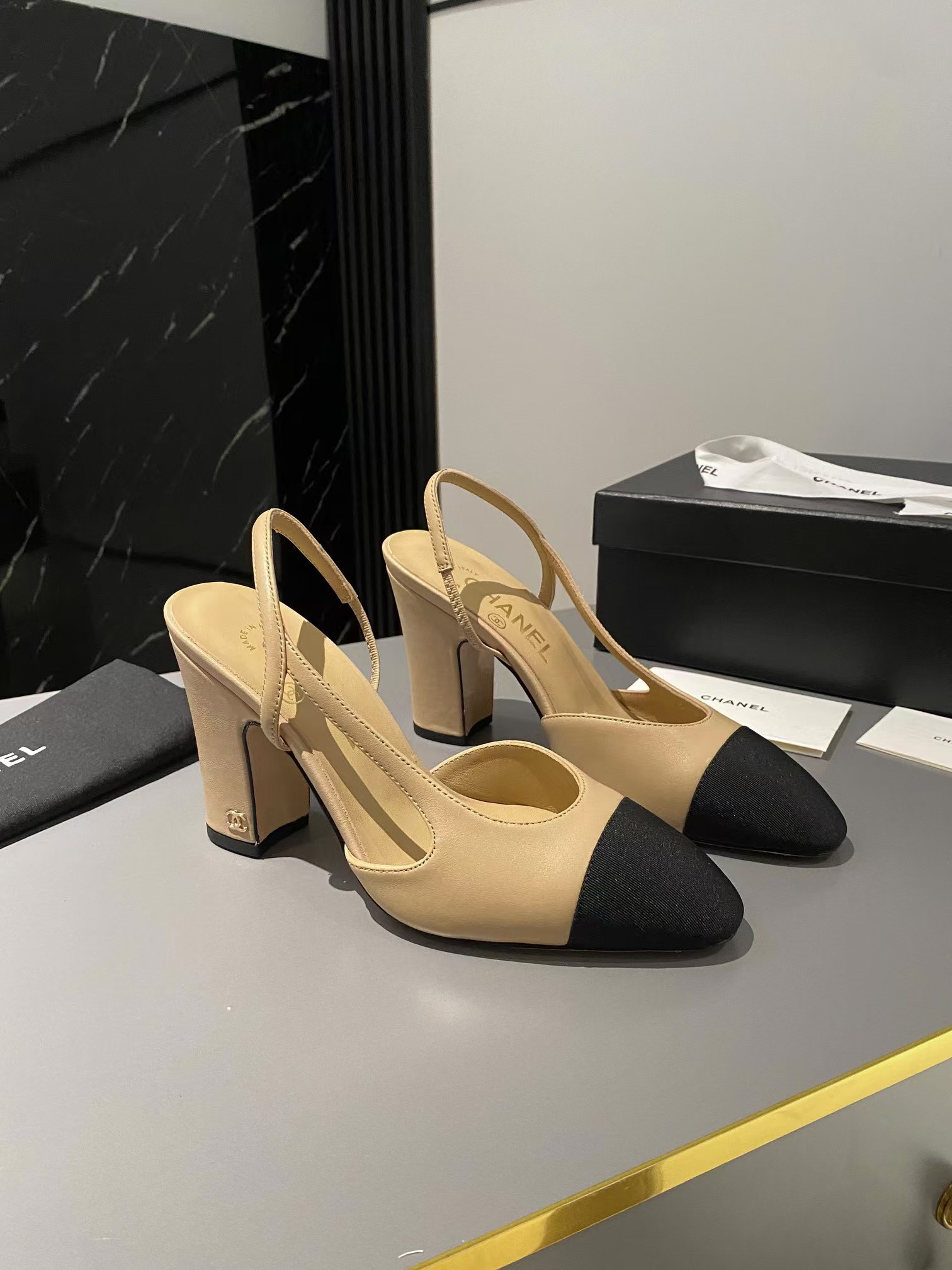 Ch*el goatskin cc slingback