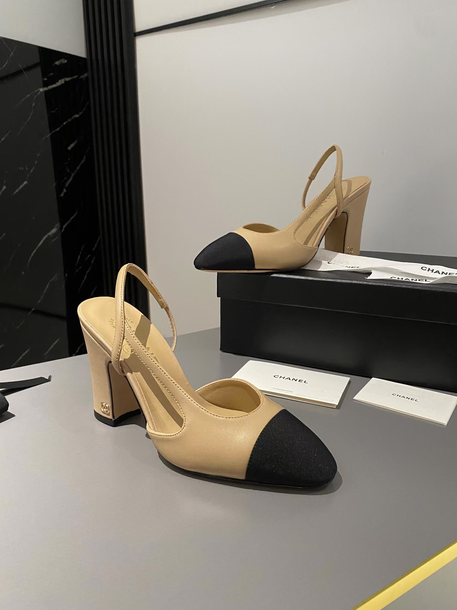 Ch*el goatskin cc slingback