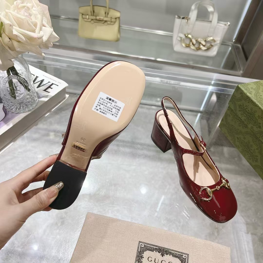 Women’s Horsebit pump