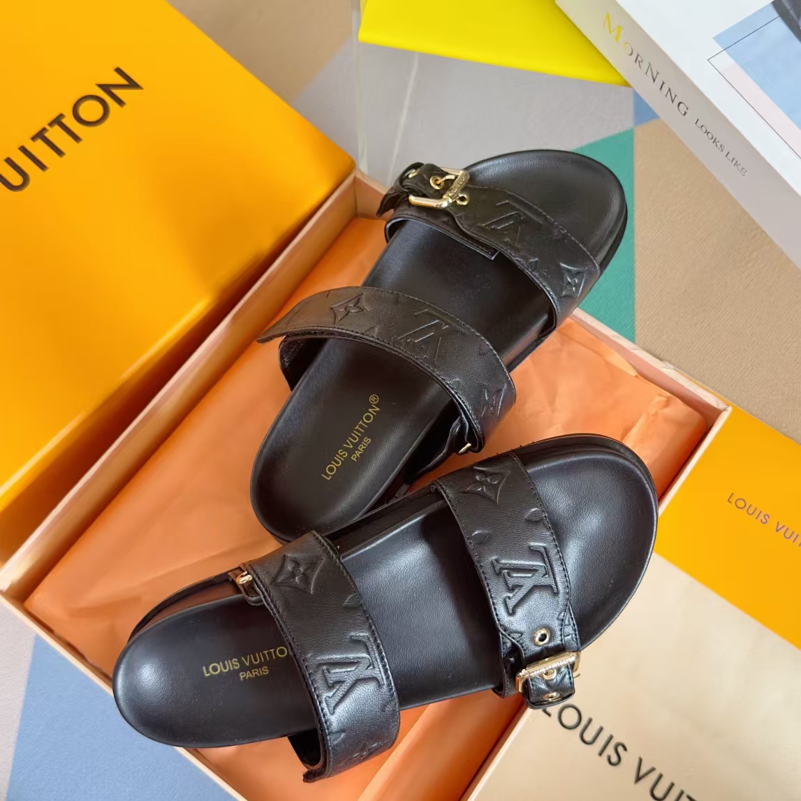 l**is V*t*n bom dia leather mules