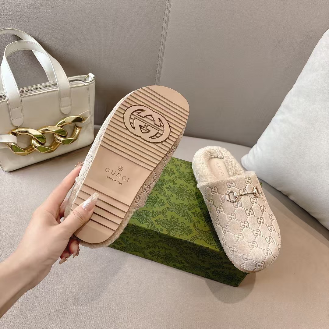 G*u*i women’s horsebit slipper