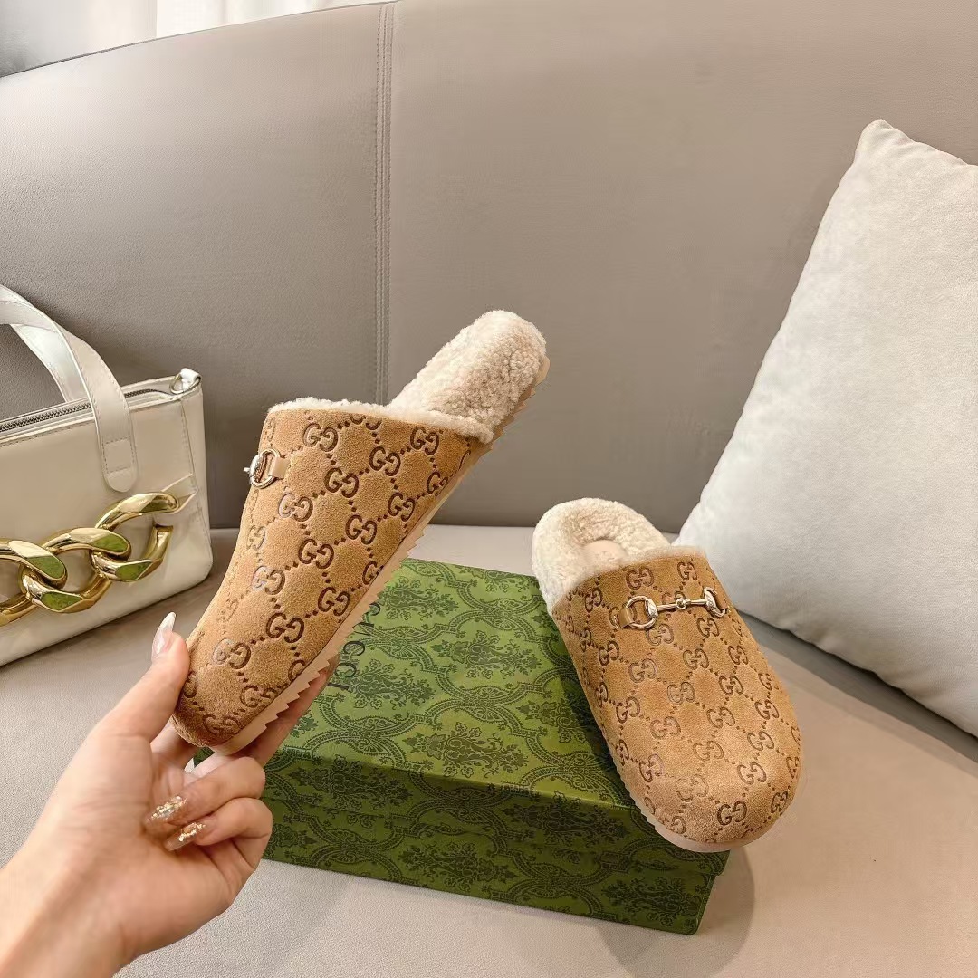G*u*i women’s horsebit slipper