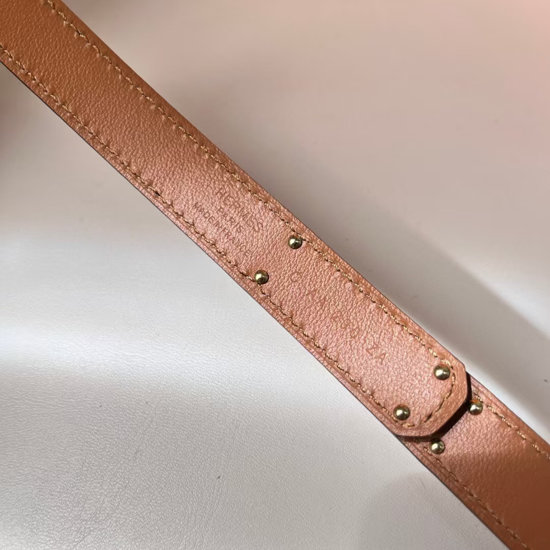 H**mes kelly 18 belt