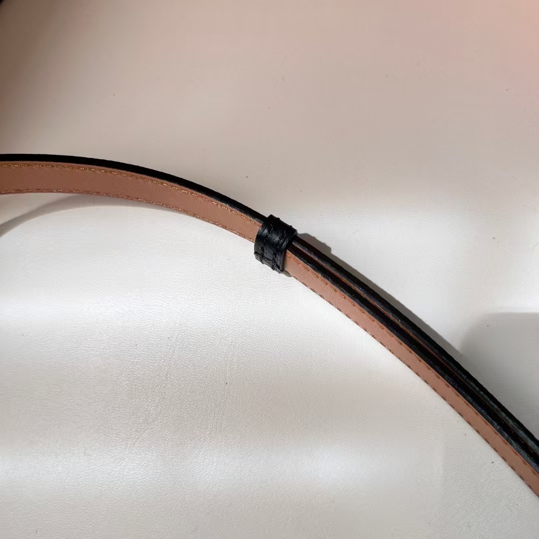 H**mes kelly 18 belt