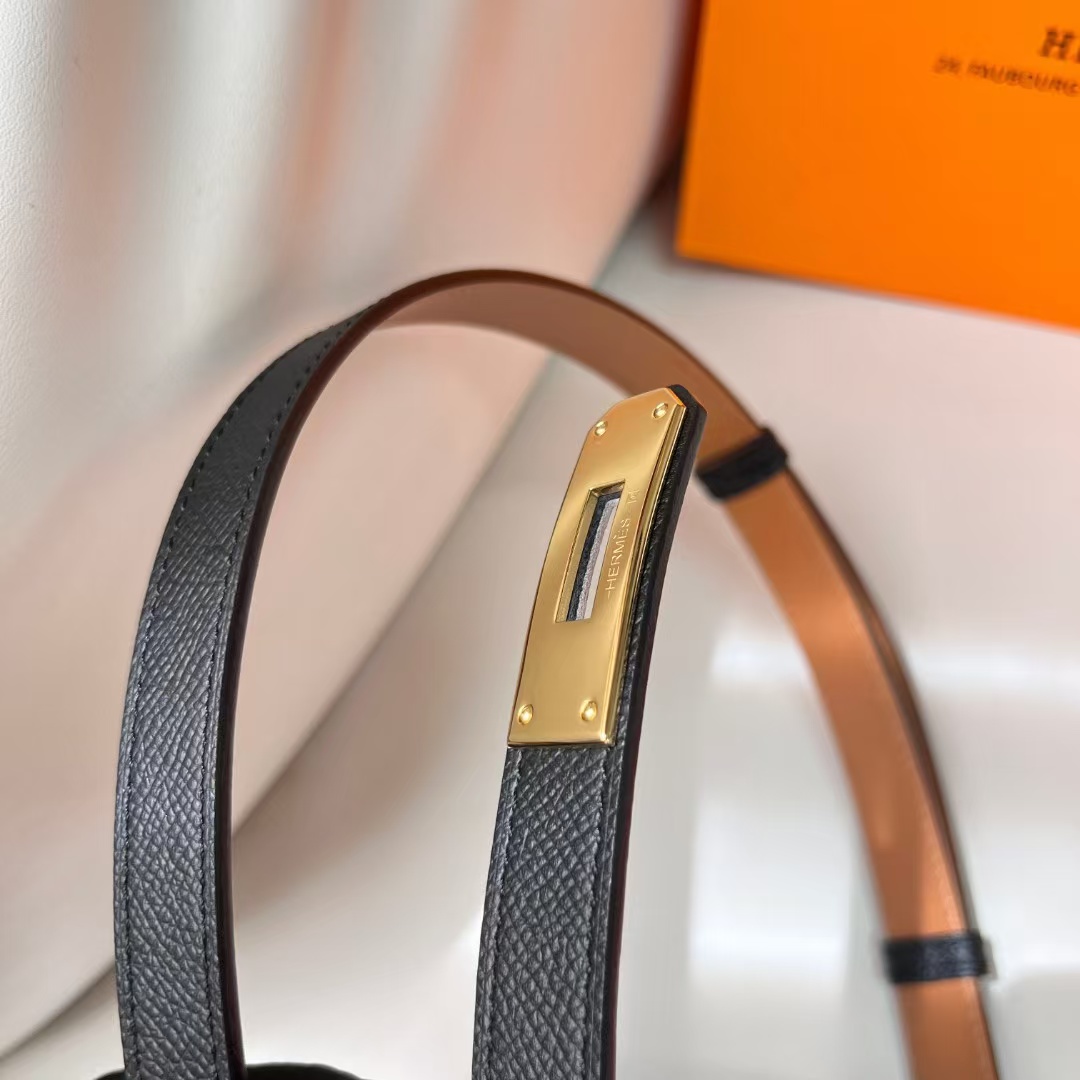 H**mes kelly 18 belt