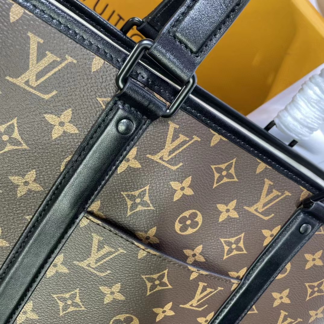 l**is V*t*n monogram macassar weekend tote gm