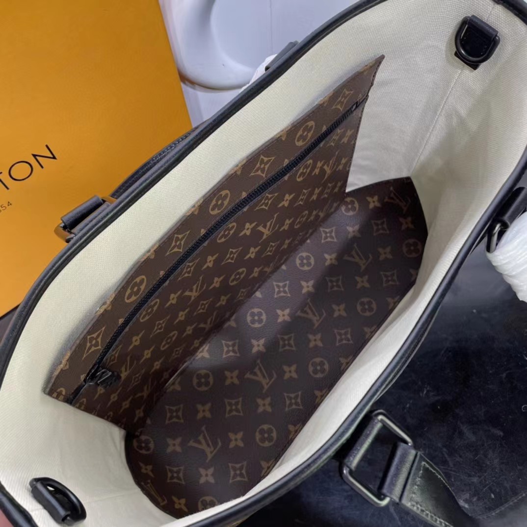 l**is V*t*n monogram macassar weekend tote gm